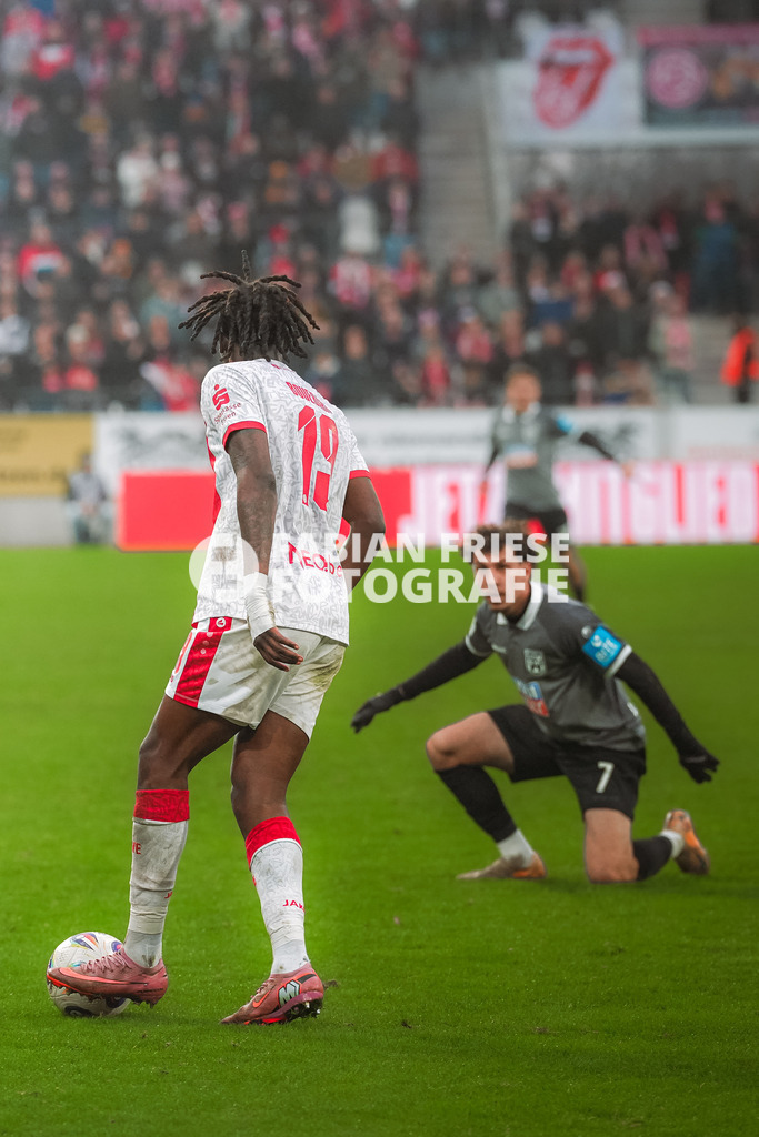 GER Rot-Weiss Essen vs. SSV Ulm, Fussball, 3. Liga, Spieltag 19, Saison 2025/2026, 20.12.2025 | GER Rot-Weiss Essen vs. SSV Ulm, Fussball, 3. Liga, Spieltag 19, Saison 2025/2026, 20.12.2025Foto: Fabian Friese - Realisiert mit Pictrs.com