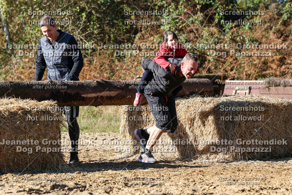 Dog Paparazzi - Strongdog 10-25-2121 | Dog Paparazzi Jeanette Grottendiek Fotografie & Videografie - Realisiert mit Pictrs.com