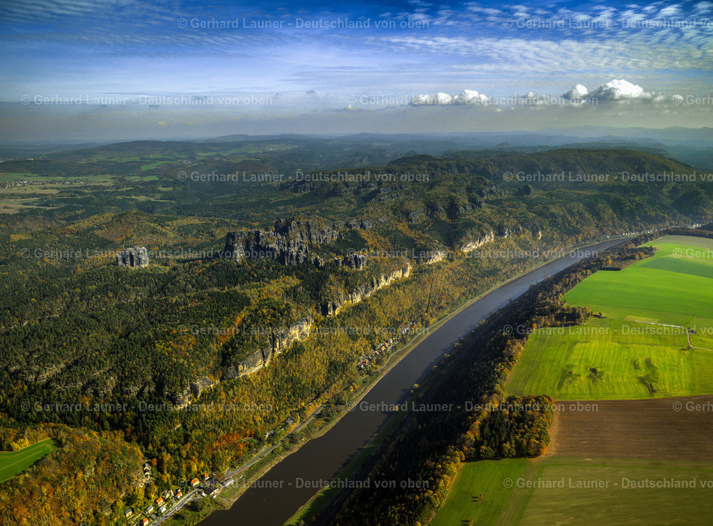 2888042 | Elbe bei Bad Schandau, Nationalpark Sächsische Schweiz, Schrammsteine