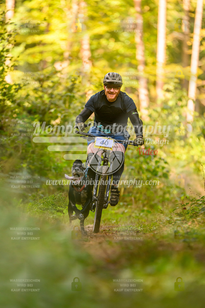 MompixPhotography_Yens2025_B2-78 | PayLife