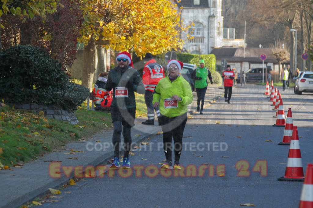 241201_1252_EV4_3340 | Sportfotografie im Rhein-Sieg Kreis, Köln, Bonn, NRW, Rheinland Pfalz, Hessen, etc. Unser Tätigkeitsfeld umfasst den Laufsport vom Volkslauf über den Marathon, Duathlon, Triathon bis zum Ultralauf wie Kölnpfad Ultra oder Schindertrail.