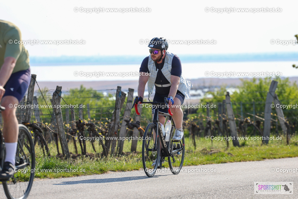 IMG_0690 | @sportshot_your_pictrs #yourpictures#roadtowm2029 #nrm #neusiedlerseeradmarathon #neusiedlersee #neusiedlerseetourismus #burgenland #mörbisch #nrm26 #burgenlandtourismus #voglundco #poweredbyburgenlandtourismus #radsport #rad #marathon #ucigranfondo #visitburgenland #ucigranfondoworldseries