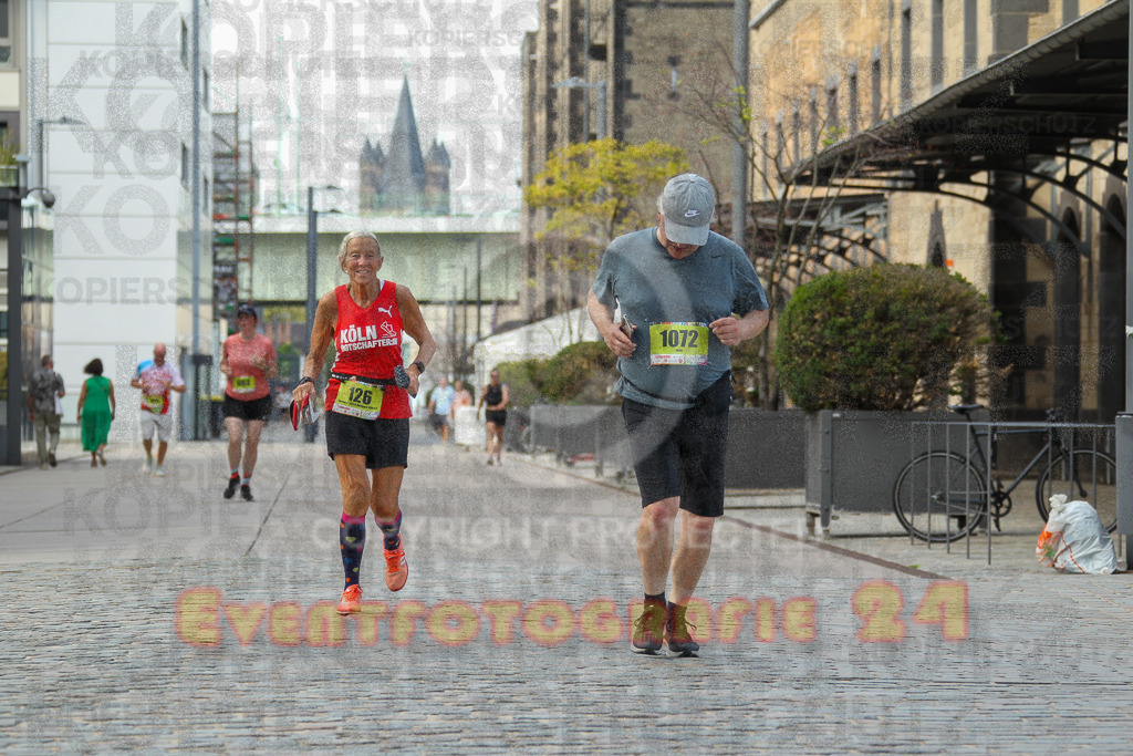 250920_1505_EV4_8066 | Sportfotografie im Rhein-Sieg Kreis, Köln, Bonn, NRW, Rheinland Pfalz, Hessen, etc. Unser Tätigkeitsfeld umfasst den Laufsport vom Volkslauf über den Marathon, Duathlon, Triathon bis zum Ultralauf wie Kölnpfad Ultra oder Schindertrail.