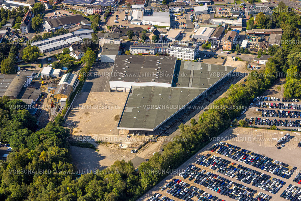 Hattingen240810170 | Luftbild, Gewerbegebiet Beul, Baustelle mit Abrissarbeiten Gewerbegelände an der Eickener Straße, Tiemeyer Autohaus Hallen, Hattingen, Ruhrgebiet, Nordrhein-Westfalen, Deutschland