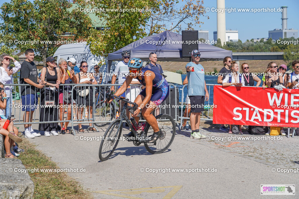 DSC01205 | Vienna Triathlon 2024                                        P3 Event                                                             #yourpictrs #sportshot_your_pictrs                 @Sportshotphotography                                     Photo Credit: www.sportshot.de
