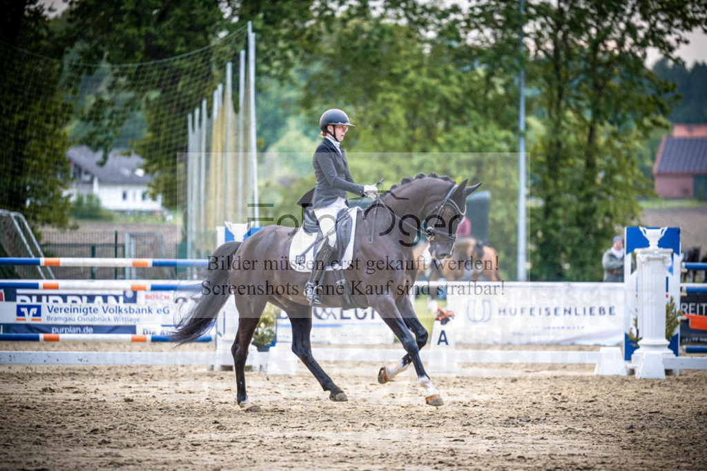 DOS_4552 | Reitturnier Venne - Realisiert mit Pictrs.com