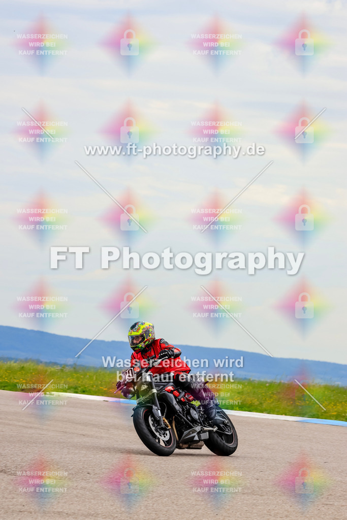 MotoTeam-3008 | Hier findet Ihr Bilder von Touristenfahrten auf der Nürburgring Nordschleife oder von anderen Veranstaltungen die ich besucht habe. Viel Spass beim Durch Schauen 