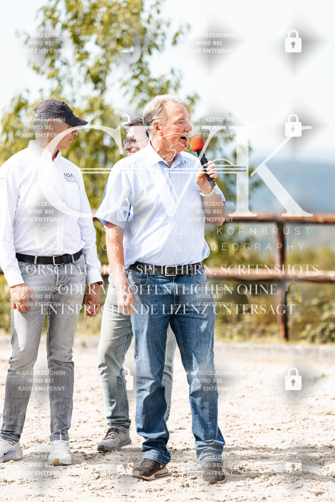 CK900976 | Turnierfotografie Pferdefotografie Trier Rheinland-Pfalz Pferdesport Reitsport Tierfotografie Sportfotografie Pferdevideo Pferdevideografie Equestrianvideography equestrianphotography  - Realisiert mit Pictrs.com