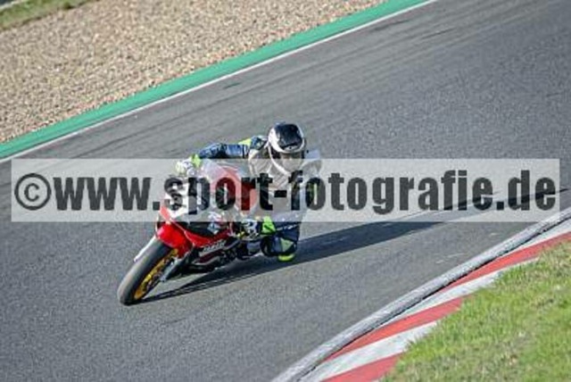 spof1169 | Professionelle Fotos von Sportveranstaltungen, aber auch Hochzeiten und anderen Events. - Realisiert mit Pictrs.com