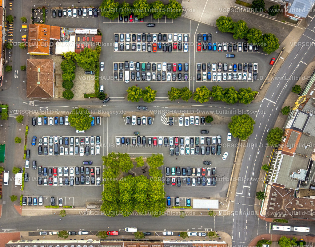 Hamm220604198 | Luftbild, Parkplatz Santa-Monica-Platz mit PKWs, Mitte, Hamm, Ruhrgebiet, Nordrhein-Westfalen, Deutschland