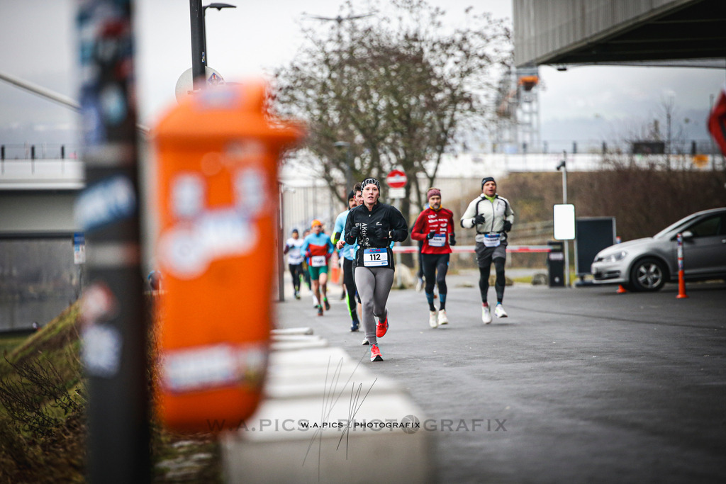 ..... | Linz, AUSTRIA,14. Dezember 25, ALOHA WINTERLAUF DEZEMBER 25 , Image shows: Photo: WAPICS / Andreas Willdoner