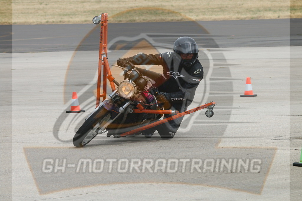 IMG_3324 | gh-motorradtraining-foto.de - Realisiert mit Pictrs.com