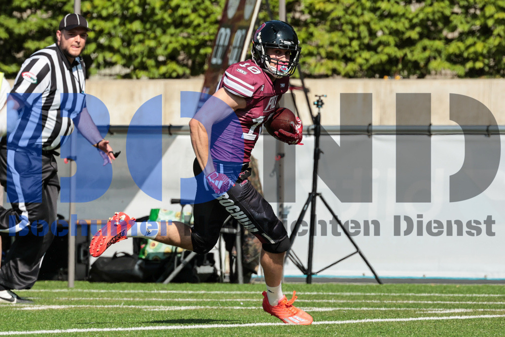 SES_BOCKAC20250621-12 | bond - Realisiert mit Pictrs.com