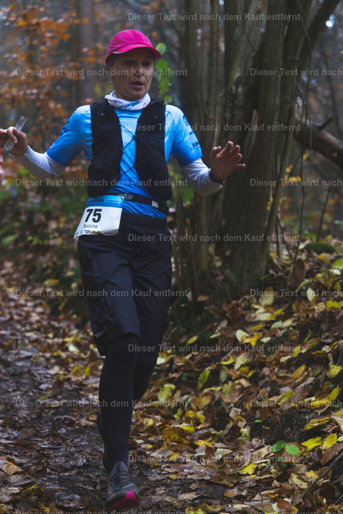cineathletes-huegelland-2025-11-09-10-59-18 | Sportfotografie rund um Obstacle Course Racing und Trail Run - Realisiert mit Pictrs.com