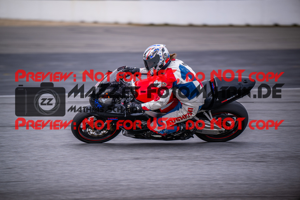 MaZZes_FotoMatrix_230311_0180 | Fotograf Mathias Schmid
Sportfotograf,
Eventfotograf,
Hochzeitsfotograf,
Portraitfotograf