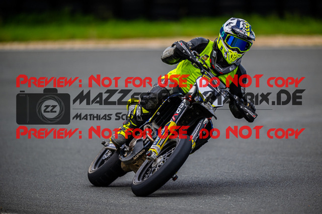 MaZZes_FotoMatrix_220903_5159 | S4