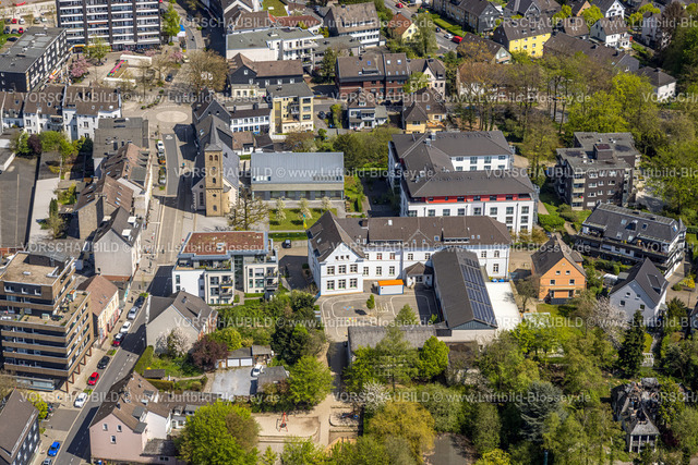 Heiligenhaus230407747 | Luftbild, Grundschule Schulstraße, evang. Alte Kirche, Diakoniezentrum Heiligenhaus, Leubeck, Heiligenhaus, Ruhrgebiet, Nordrhein-Westfalen, Deutschland