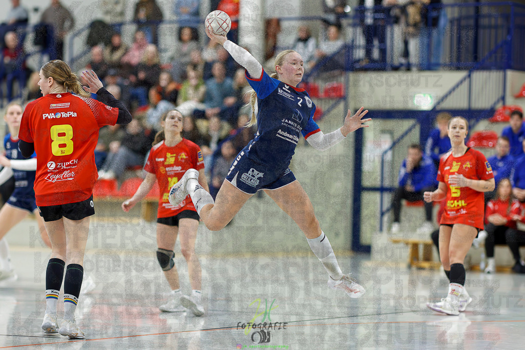 Frauen Regionalliga (HHV); HSG Wettenberg - TV Hüttenberg | Frauen Regionalliga (HHV); HSG Wettenberg - TV Hüttenberg am 06.12.2025 in Launsbach (Wettenberg) (Halle GS Launsbach (Wettenberg))Photo © 2025 - Jörg Heinrich - Realisiert mit Pictrs.com