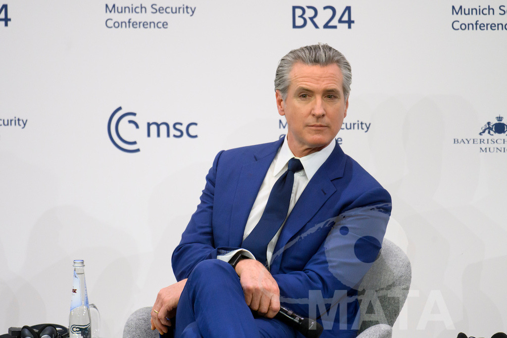 _DWA6092 | MATA IndoCon - Realisiert mit Pictrs.com