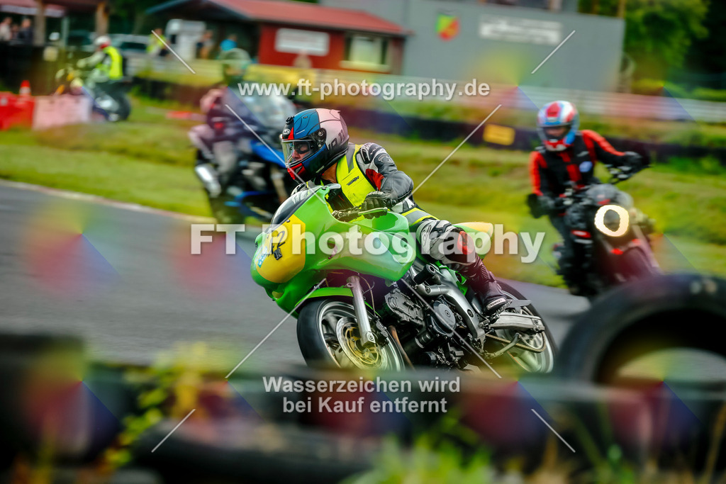 VBK-4066 | Hier findet Ihr Bilder von Touristenfahrten auf der Nürburgring Nordschleife oder von anderen Veranstaltungen die ich besucht habe. Viel Spass beim Durch Schauen 