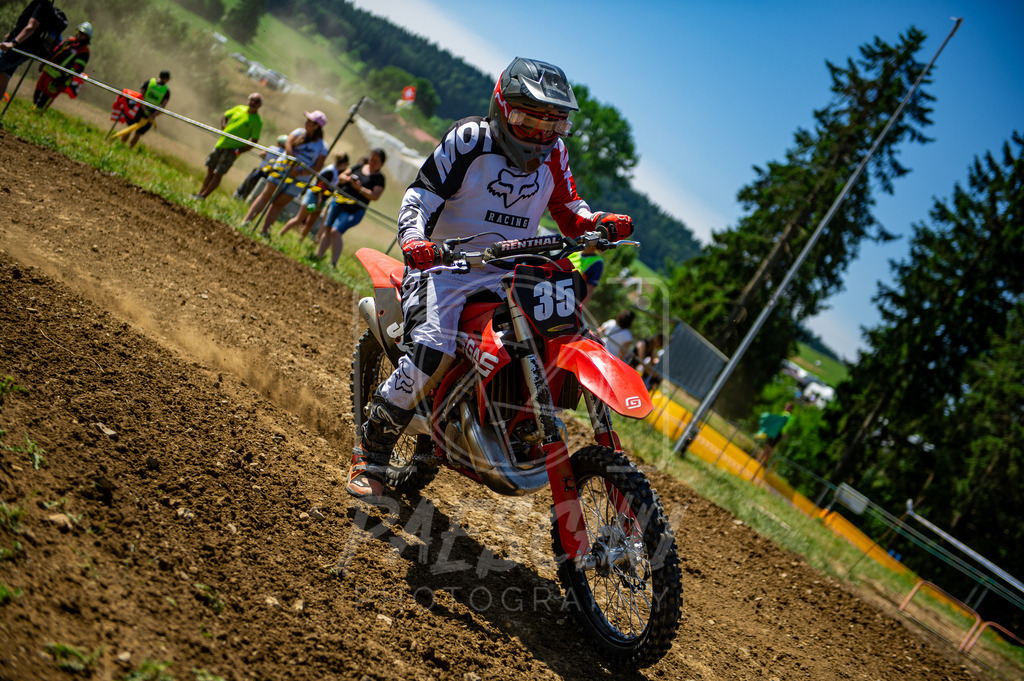 SE (51) | Paeschuphoto Shop - Wer nicht sucht der auch nicht findet.Ob Motocrossbilder oder von einem besuchtem Spiel, Hauptsache Action. - Realisiert mit Pictrs.com