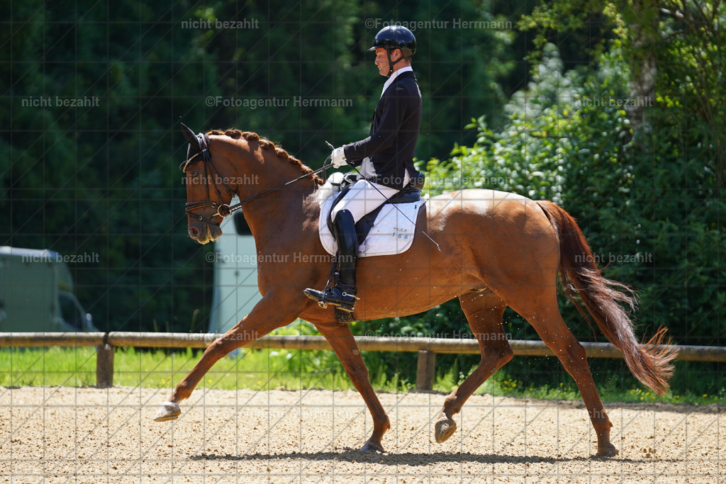 20240705-FAH03555 | Turnierbilder von Grafing, Reitsportbilder, Turnierfotos, Turnierfotografen Bayern, Pferdefotograf, Fotoagentur Herrmann
