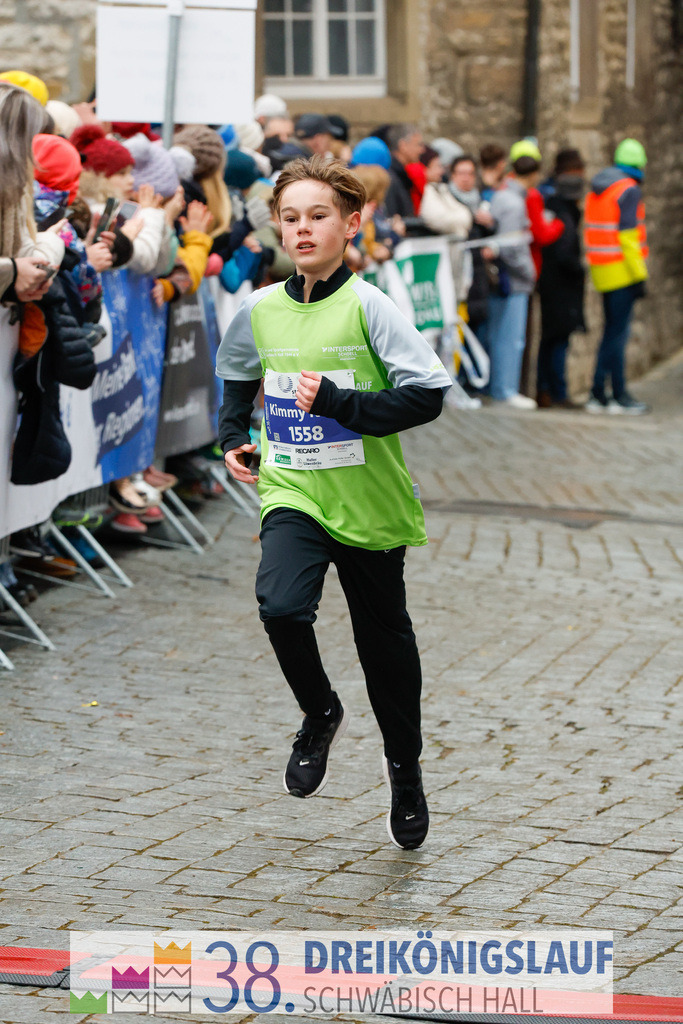 1700m Stadtwerke Jugendlauf | 3 Koenigslauf 2024 1700m Stadtwerke Jugendlauf - Realisiert mit Pictrs.com