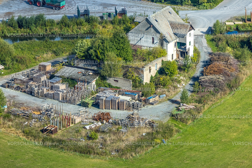 Bestwig220901847 | Luftbild, Abbruchreifes Haus MühlenstraÃƒÆ’Ã†â€™Ãƒâ€ Ã¢â‚¬â„¢ÃƒÆ’Ã¢â‚¬Â ÃƒÂ¢Ã¢â€šÂ¬Ã¢â€žÂ¢ÃƒÆ’Ã†â€™ÃƒÂ¢Ã¢â€šÂ¬Ã‚Â¦ÃƒÆ’Ã¢â‚¬Å¡Ãƒâ€šÃ‚Â¸e, Velmede, Bestwig, Ruhrgebiet, Nordrhein-Westfalen, Deutschland