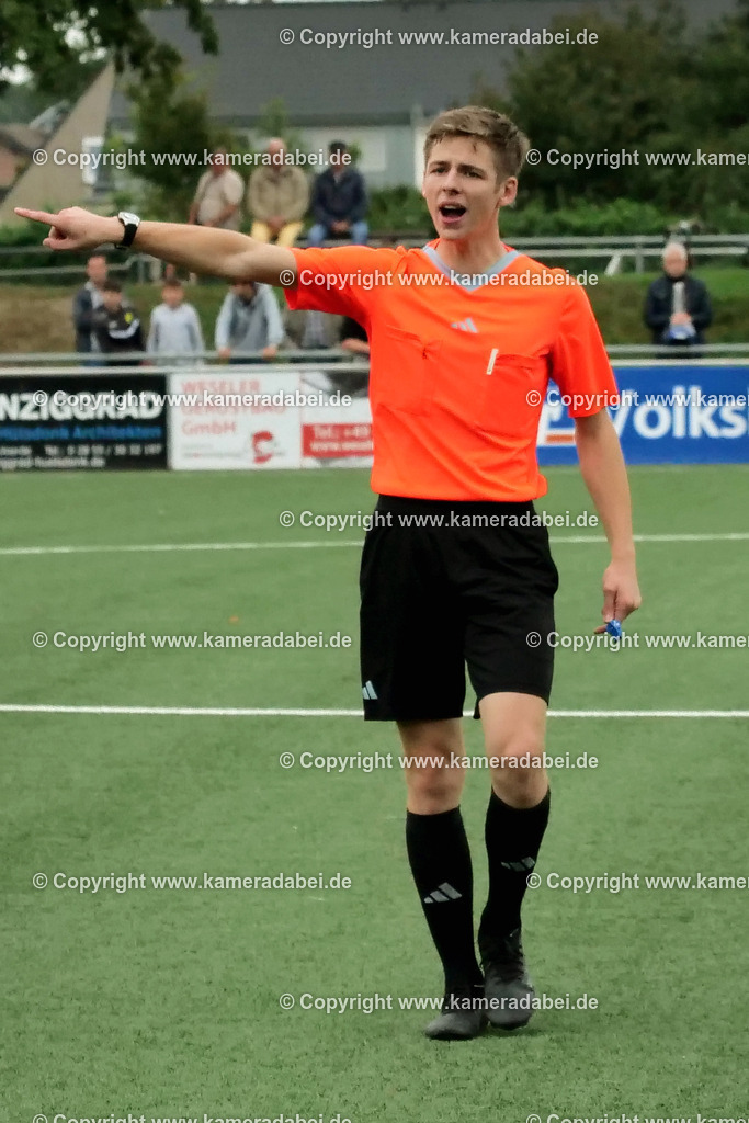 Fußball : Bezirksliga : SV 08/29 Friedrichsfeld - TV Voerde am 15.09.2024 | Fußball : Bezirksliga : SV 08/29 Friedrichsfeld - TV Voerde am 15.09.2024 - Realisiert mit Pictrs.com