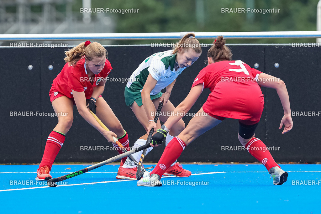 Crefelder HTC und HC Essen  | Krefeld, Deutschland 10.09.2022, , 

 2. Bundesliga Spiel der Damen zwischen Crefelder HTC und HC Essen auf der Gerd Wellen Hockeyanlage am 10. September 2022 in Krefeld.

(Foto: BRAUER-Fotoagentur)
 
