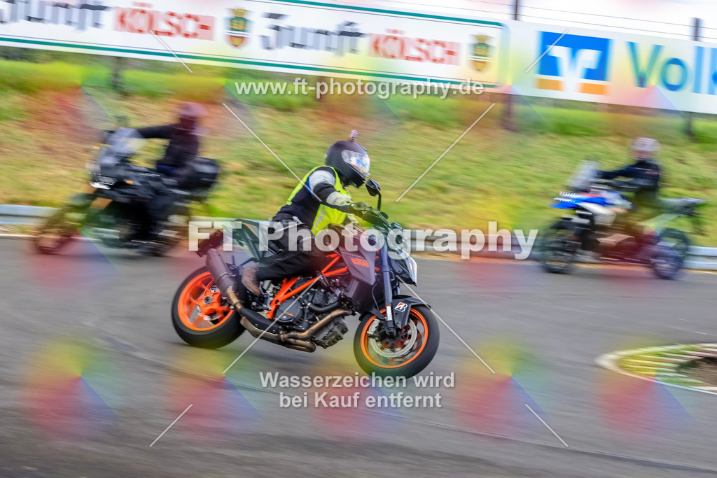 _OTO3603 | Hier findet Ihr Bilder von Touristenfahrten auf der Nürburgring Nordschleife oder von anderen Veranstaltungen die ich besucht habe. Viel Spass beim Durch Schauen 