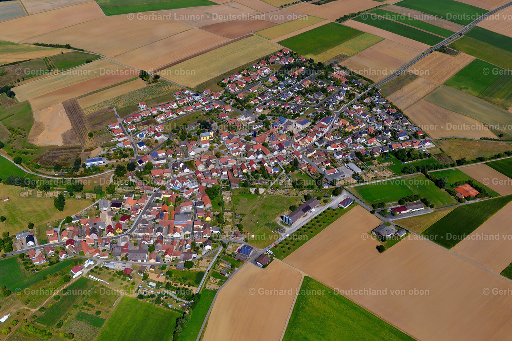 3650233 | Online-Shop für Luftbilder aus Deutschland. Seit über 45 Jahren baut Gerhard Launer das Luftbildarchiv mit unterschiedlichsten Themen stetig weiter aus.