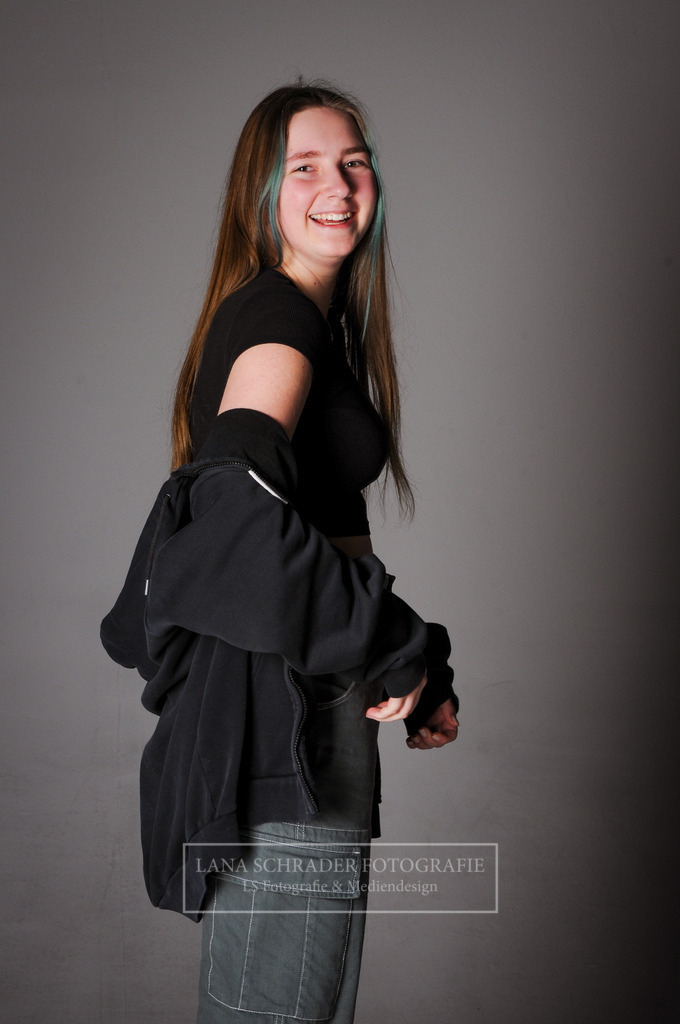 Maja und Maja Shooting 16.01.23-37 | lanaschraderfotografie - Realisiert mit Pictrs.com