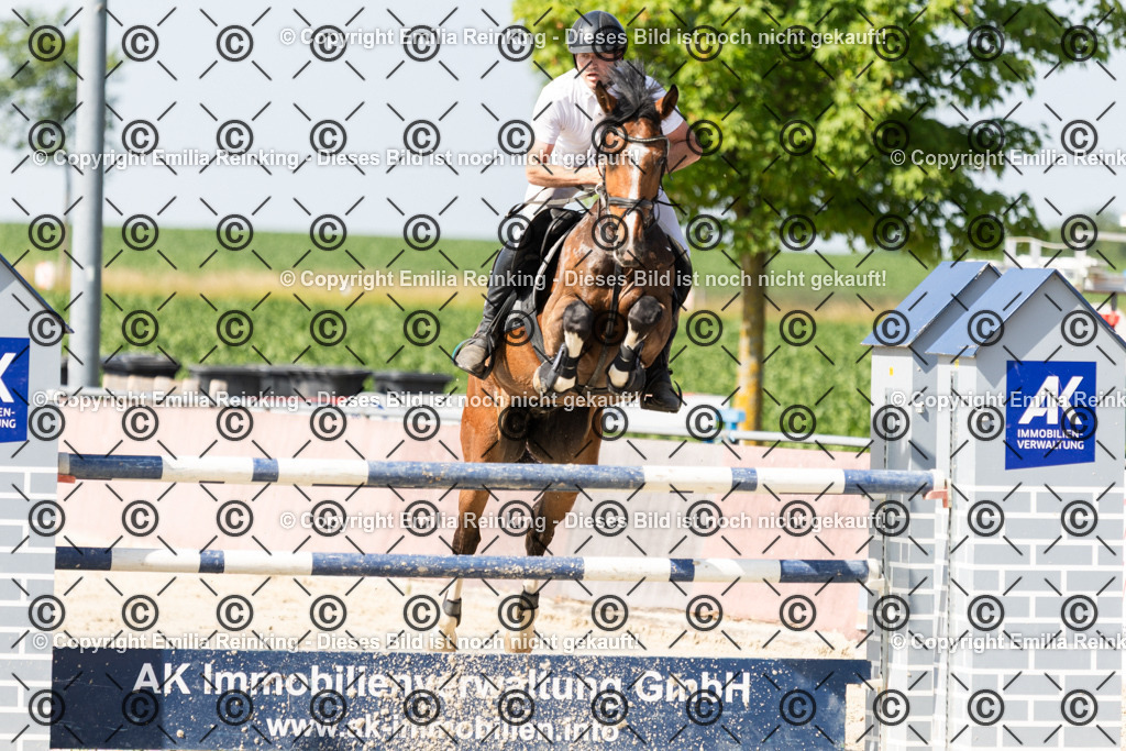 CL5A1044 | Emilia Reinking Fotografie - Realisiert mit Pictrs.com