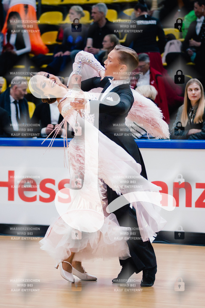 Hessen Tanzt WDSF Open Junior II Standard 5th (217) Vitalii Karnaukhov _ Elizaveta Beloedova (TC Rot-Weiß Leipzig)-2025-05-17-7624 | Webshop for digital downloads and prints of dance sport, event & show photographer Julian Link - Realisiert mit Pictrs.com
