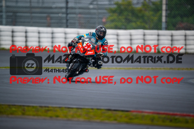 MaZZes_FotoMatrix_240830_6007705_3072 | STK1000