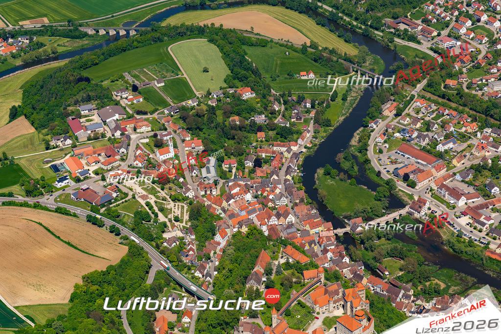 Das Luftbild der Stadt Harburg wurde 2021 vom Flugzeug heraus erstellt (keine Drohne) Aufnahmehöhe ca.450 Meter- hohe Bildauflösung und Druck-Qualität garantiert!