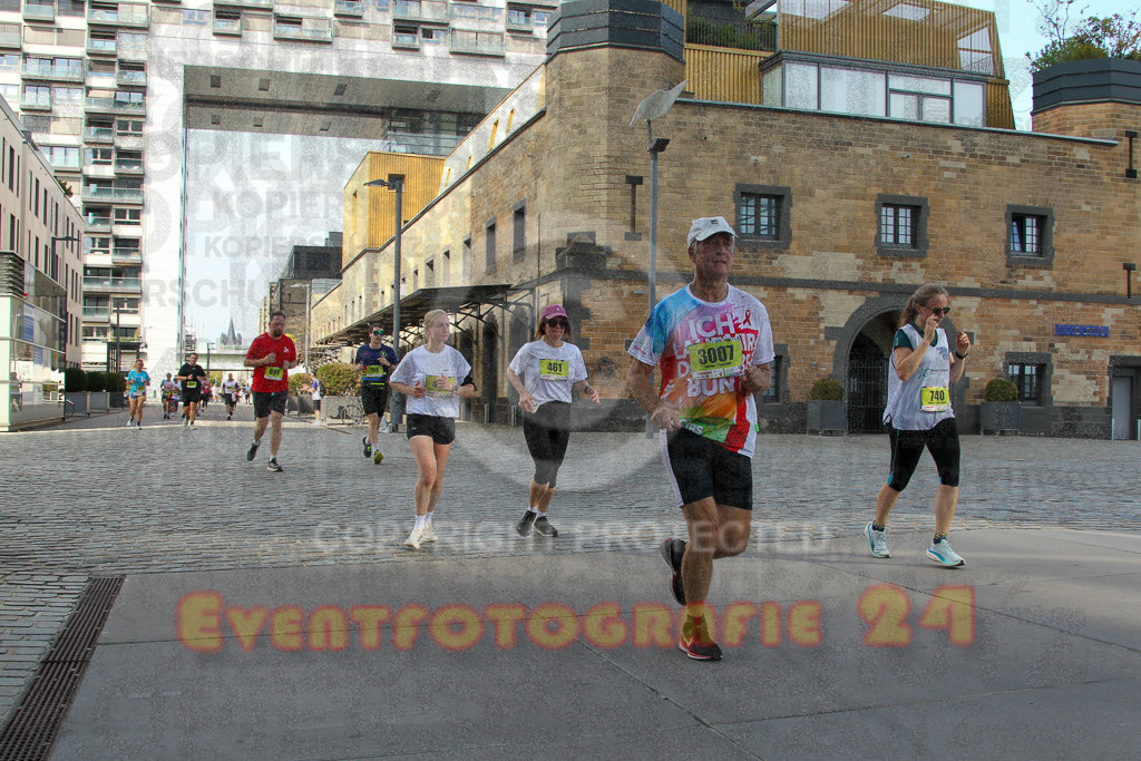250920_1500_EV4_7840 | Sportfotografie im Rhein-Sieg Kreis, Köln, Bonn, NRW, Rheinland Pfalz, Hessen, etc. Unser Tätigkeitsfeld umfasst den Laufsport vom Volkslauf über den Marathon, Duathlon, Triathon bis zum Ultralauf wie Kölnpfad Ultra oder Schindertrail.