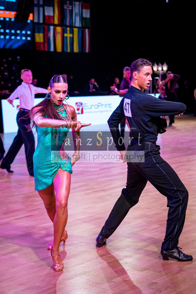 20251213_Baltic-GP_1589-2 | Tanzsportbilder, Standardtanz, Lateintanz, WDSF, DTV, LTVB, dancecomp, goc, hessen tanzt, blaues band der spree, walzer, tango, wiener walzer, slowfox, quickstepp, samba, rumba, cha-cha-cha, paso doble. jive, hd-kroft photography, turniertanzsport