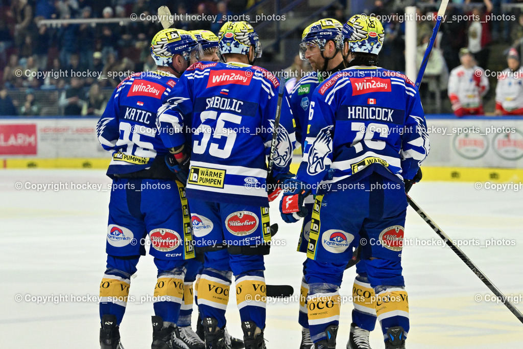 EC VSV vs. HC Bozen 16.2.2024 | Jubel EC VSV, #95 KATIC Mark,  #55 SABOLIC Robert,  #16 Kevin Hancock,  EC VSV vs. HC Bozen 16.2.2024, EC VSV vs. HC Bozen 16.2.2024 am 16.02.2024 in Villach (Stadthalle Villach), Austria, (Photo by Bernd Stefan)