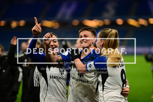 Fußball I Frauen I Saison 2025-2026 I DFB-Pokal I Achtelfinale I Hamburger SV - Bayer 04 Leverkusen I 17996 | Der Sportfotograf. - Realisiert mit Pictrs.com