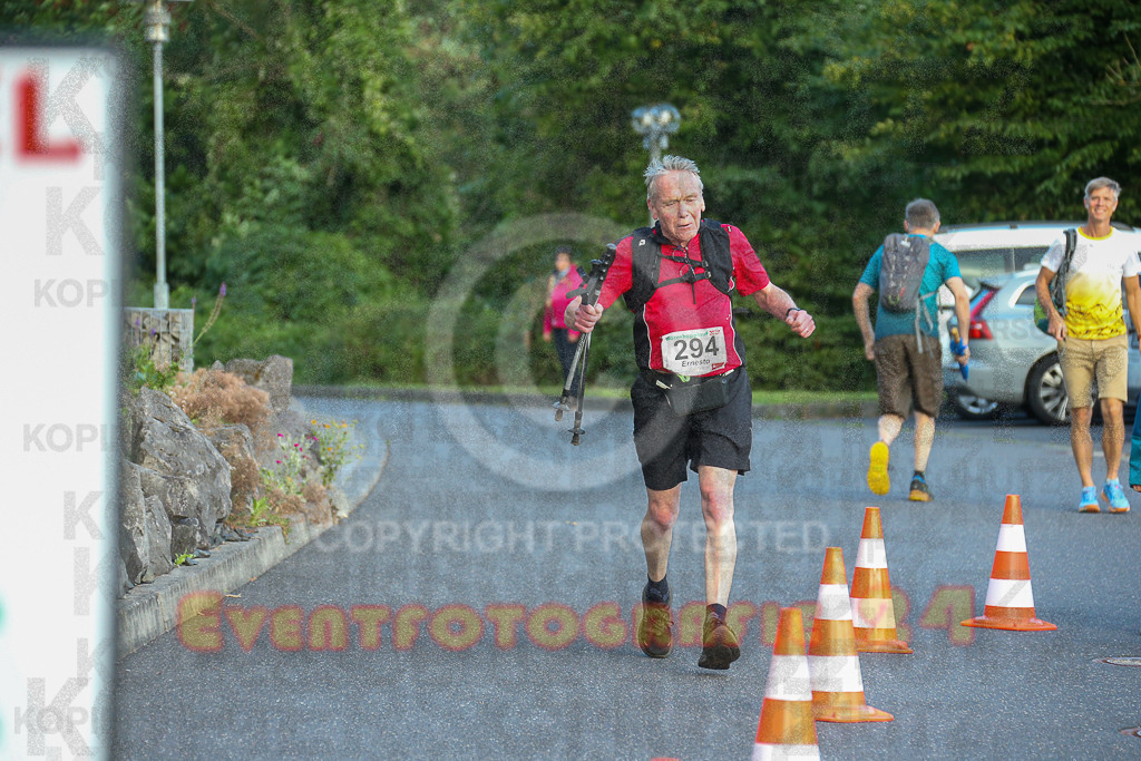 250801_2003_EX1_8533 | Sportfotografie im Rhein-Sieg Kreis, Köln, Bonn, NRW, Rheinland Pfalz, Hessen, etc. Unser Tätigkeitsfeld umfasst den Laufsport vom Volkslauf über den Marathon, Duathlon, Triathon bis zum Ultralauf wie Kölnpfad Ultra oder Schindertrail.
