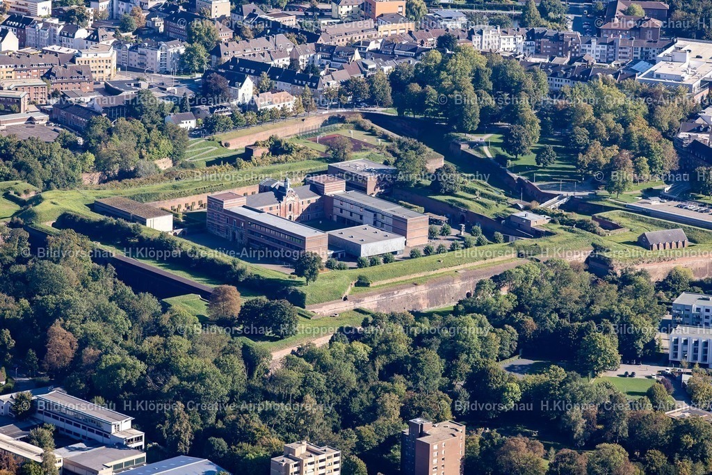 Lufbilder Jülich-5855 | Fragmente der Zitadelle- Festungsanlage " Museum Zitadelle " an der Schloßstraße in Jülich - Realisiert mit Pictrs.com