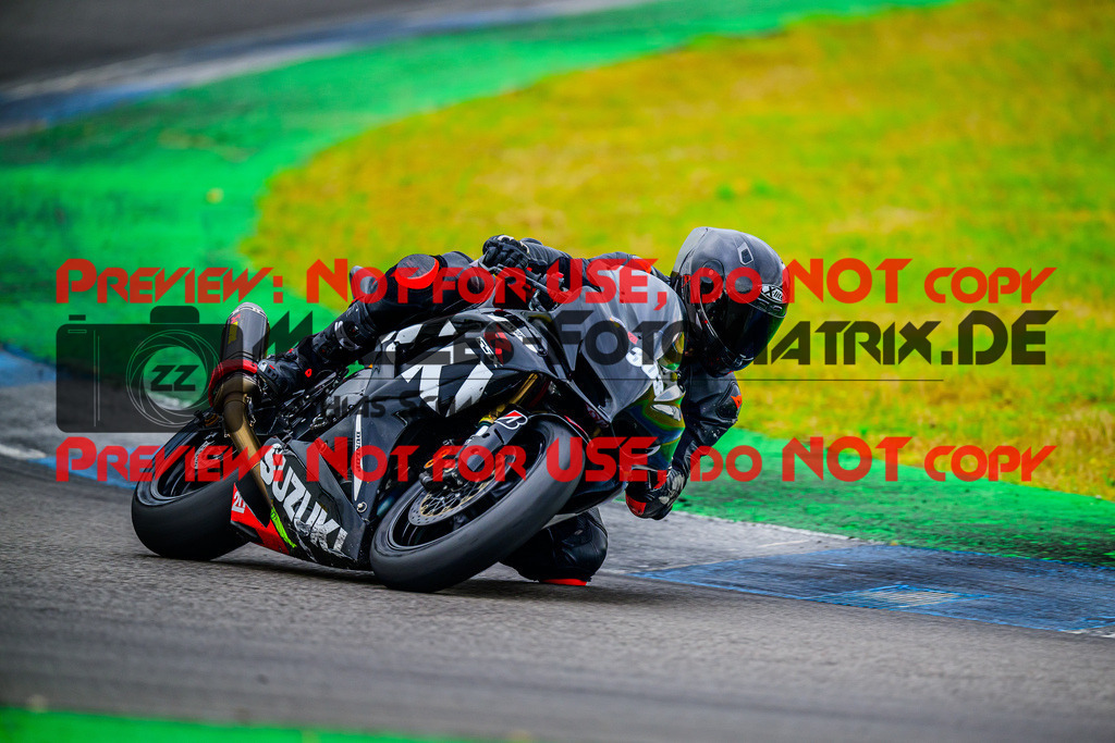 MaZZes_FotoMatrix_240614_6007705_4960 | ROT