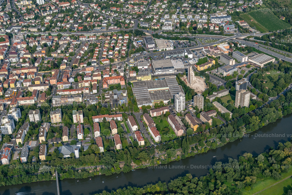 4047780 | Online-Shop für Luftbilder aus Deutschland. Seit über 45 Jahren baut Gerhard Launer das Luftbildarchiv mit unterschiedlichsten Themen stetig weiter aus.