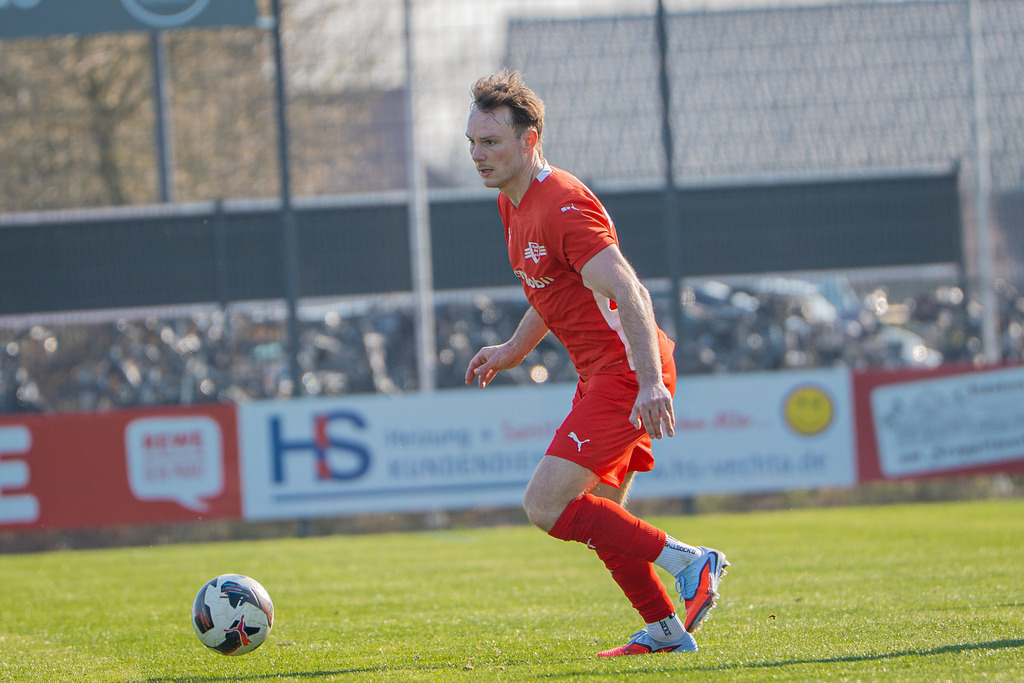 Fußball I Herren I Saison 2025-2026 I Bezirksliga Weser-Ems 4 I 24. Spieltag I VFL Oythe - SV Thüle I 220041.03.2026 | jns.sportfotos - Realisiert mit Pictrs.com