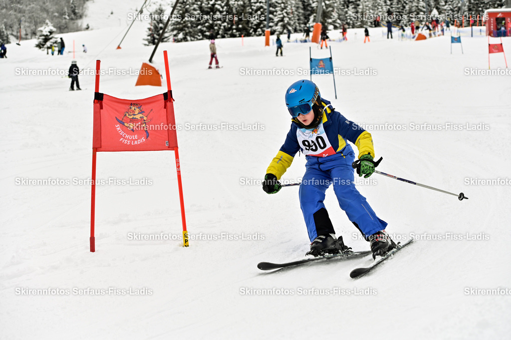 SRF_20.02.2026_1281 | Skirennfotos,Serfaus,Fiss,Ladis,Kinderskirennen,Winter,Tirol,Oberland,skirace,SFL,feelfree,weil wir's genießen,ski,Ski,skifahren,Sonnenplateau, - Realisiert mit Pictrs.com