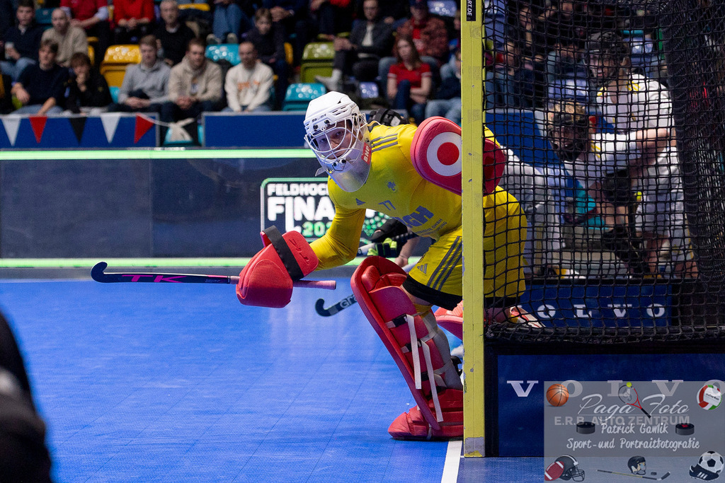 Volvo E.R.B. Final 4 Halbfinale Männer: Harvestehuder HTC - Gladbacher HTC, 25.01.2025 | Jasper Ditzer (Harvestehuder THC #77), Harvestehuder HTC - Gladbacher HTC, Frankfurt, Süwag Arena, 25.1.2025 - Realisiert mit Pictrs.com