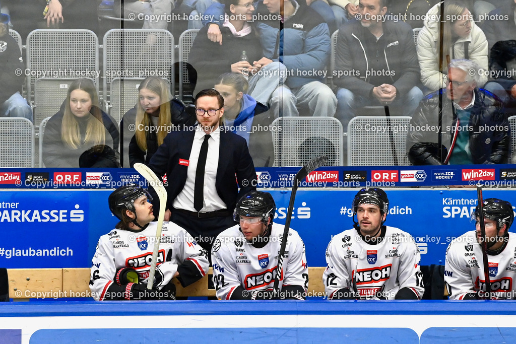 EC IDM Wärmepumpen VSV vs. Pioneers Vorarlberg | Spielerbank Pioneers Vorarlberg, Headcoach Pioneers Vorarlberg JOHANNES NYGARD, EC IDM Wärmepumpen VSV vs. Pioneers Vorarlberg, EC IDM Wärmepumpen VSV vs. Pioneers Vorarlberg am 22.02.2026 in Villach (Stadthalle Villach), Austria, (Photo by Bernd Stefan)