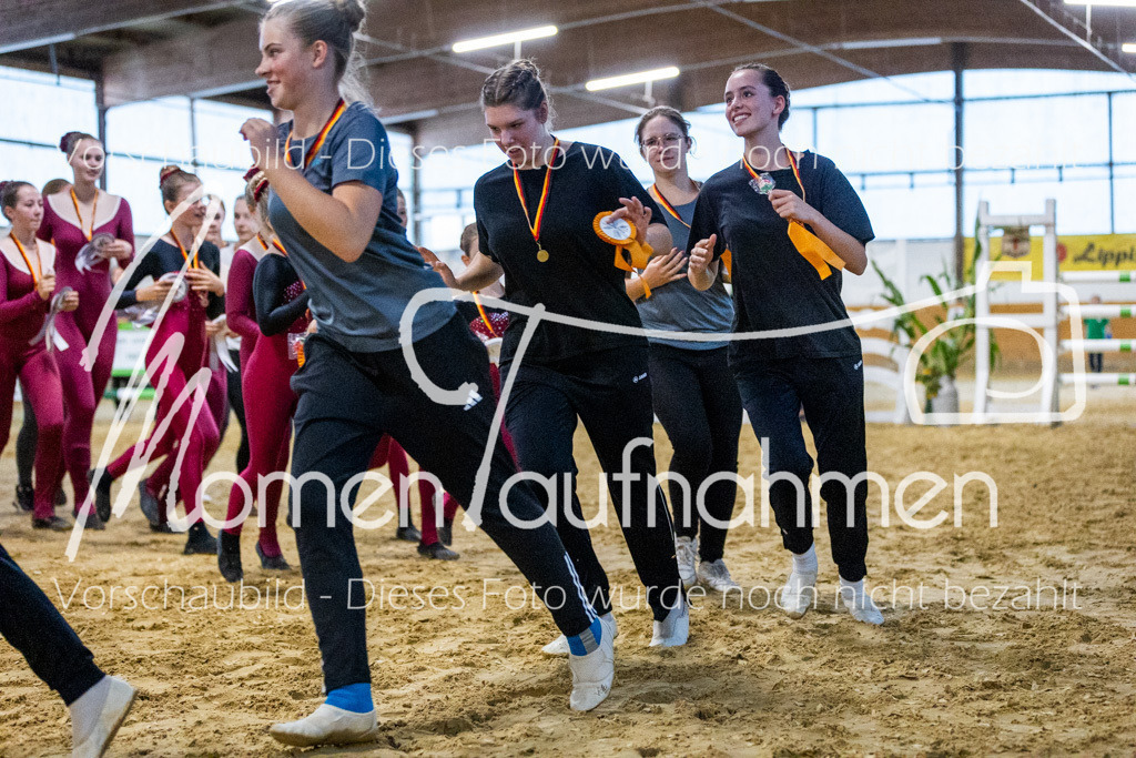 Platzierung5+6+7+NS-025 | MomenTaufnahmen Pferdesportfotos